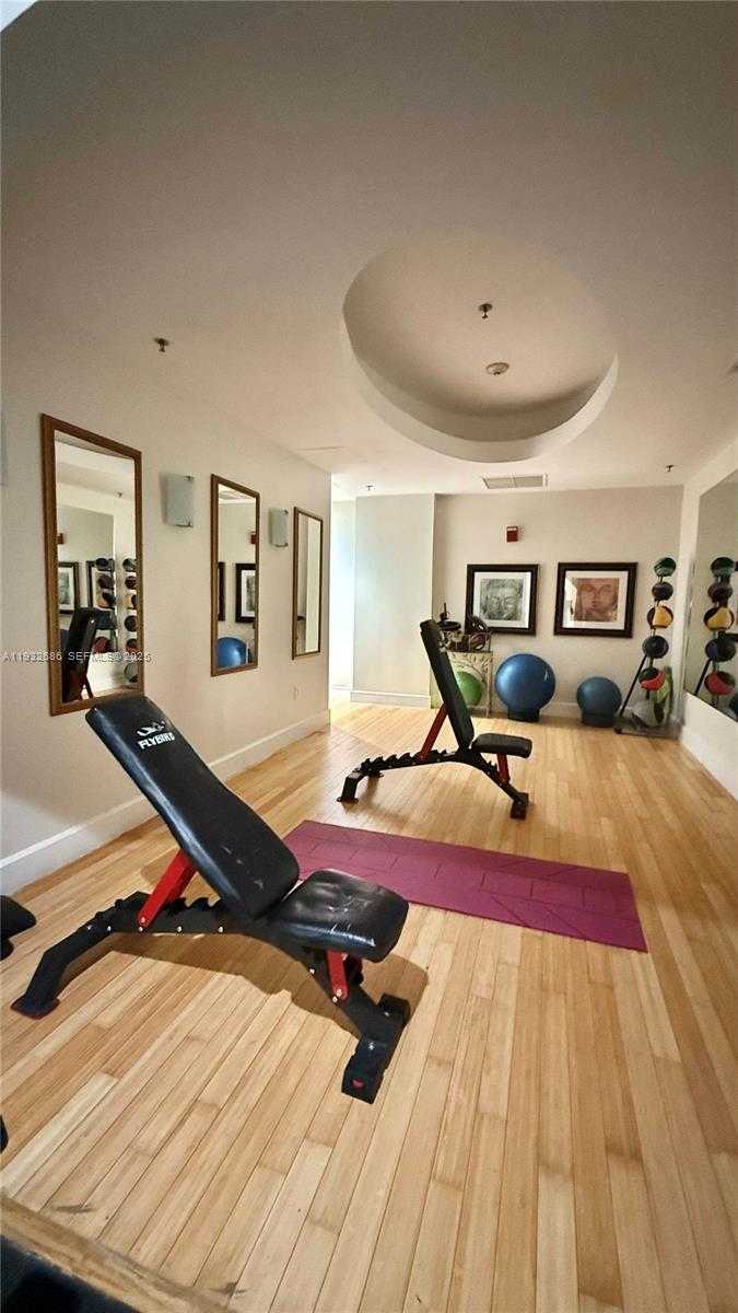 Small Image of 1830 RADIUS DR #915, Hollywood Number 21