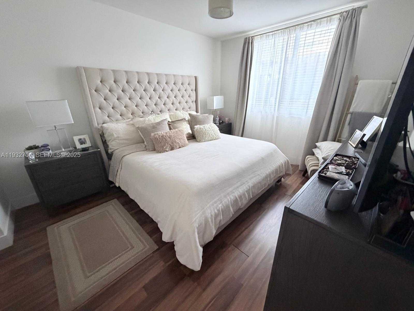 Small Image of 18800 NORTH EAST 29TH AVE #323, Aventura Number 16