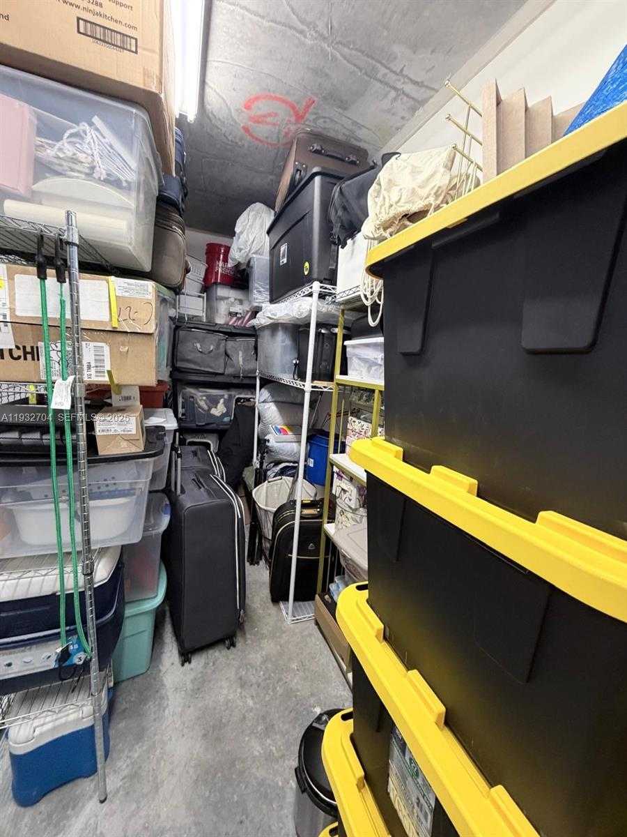 Small Image of 18800 NORTH EAST 29TH AVE #323, Aventura Number 20