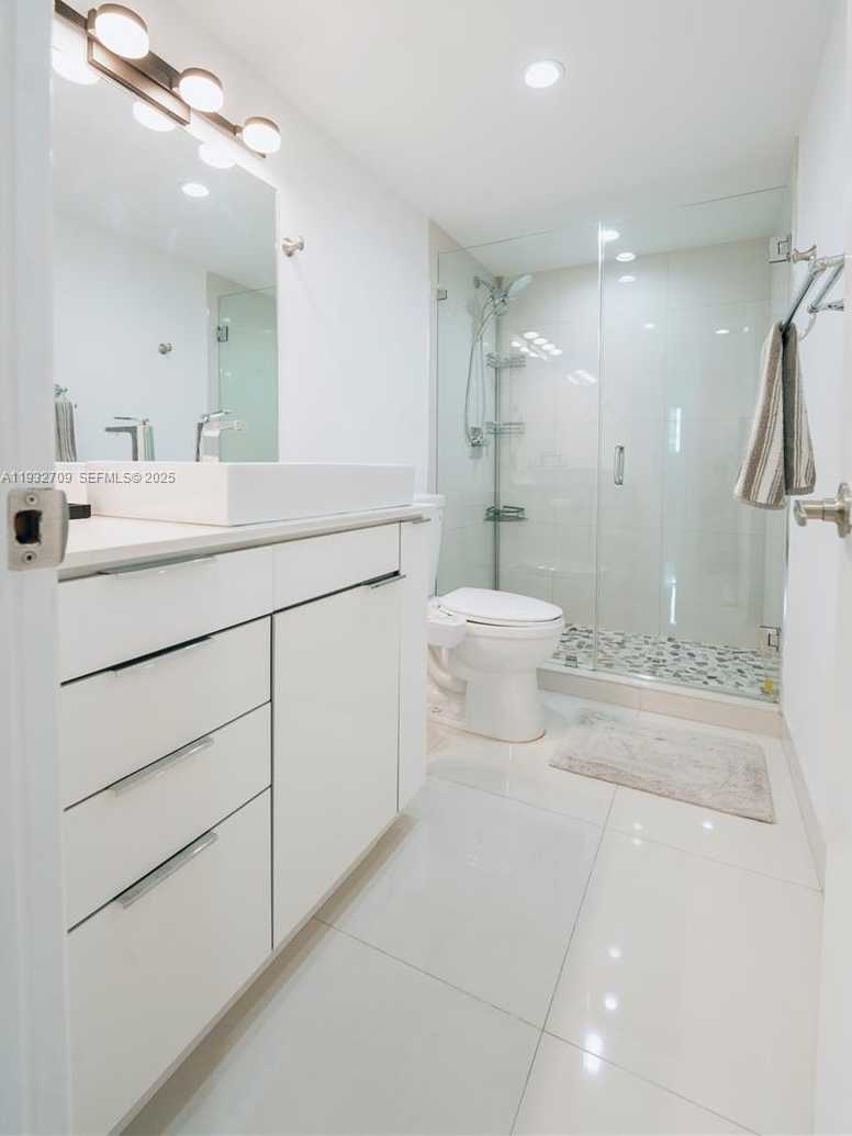 Small Image of 19380 COLLINS AVE #1003, Sunny Isles Beach Number 20