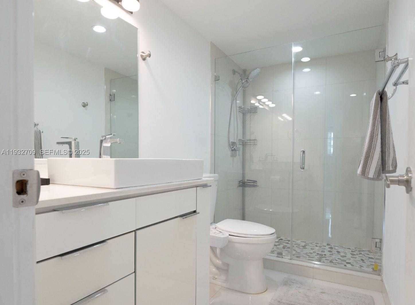 Small Image of 19380 COLLINS AVE #1003, Sunny Isles Beach Number 21