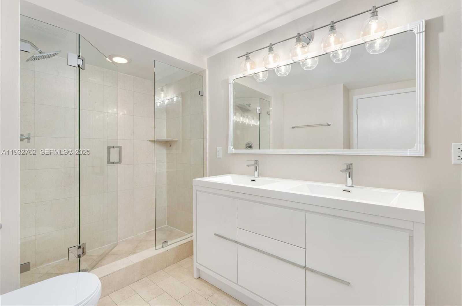 Small Image of 1111 SOUTH WEST 1ST AVE #721-N, Miami Number 19