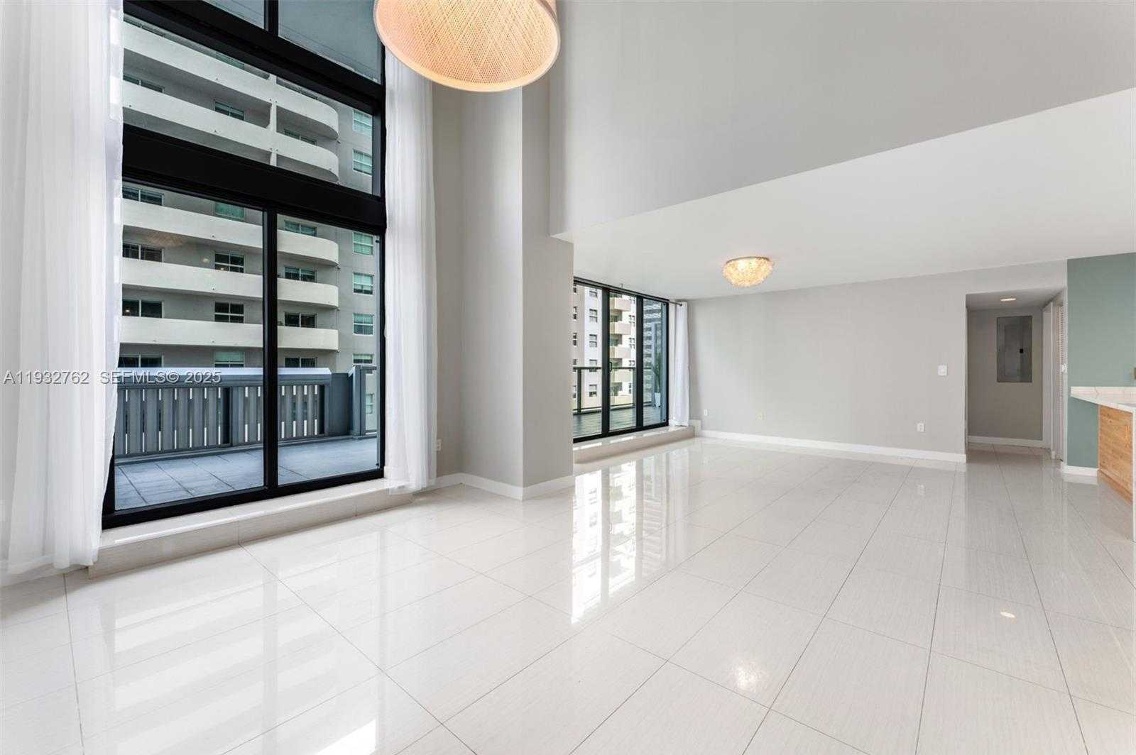 Small Image of 1111 SOUTH WEST 1ST AVE #721-N, Miami Number 2