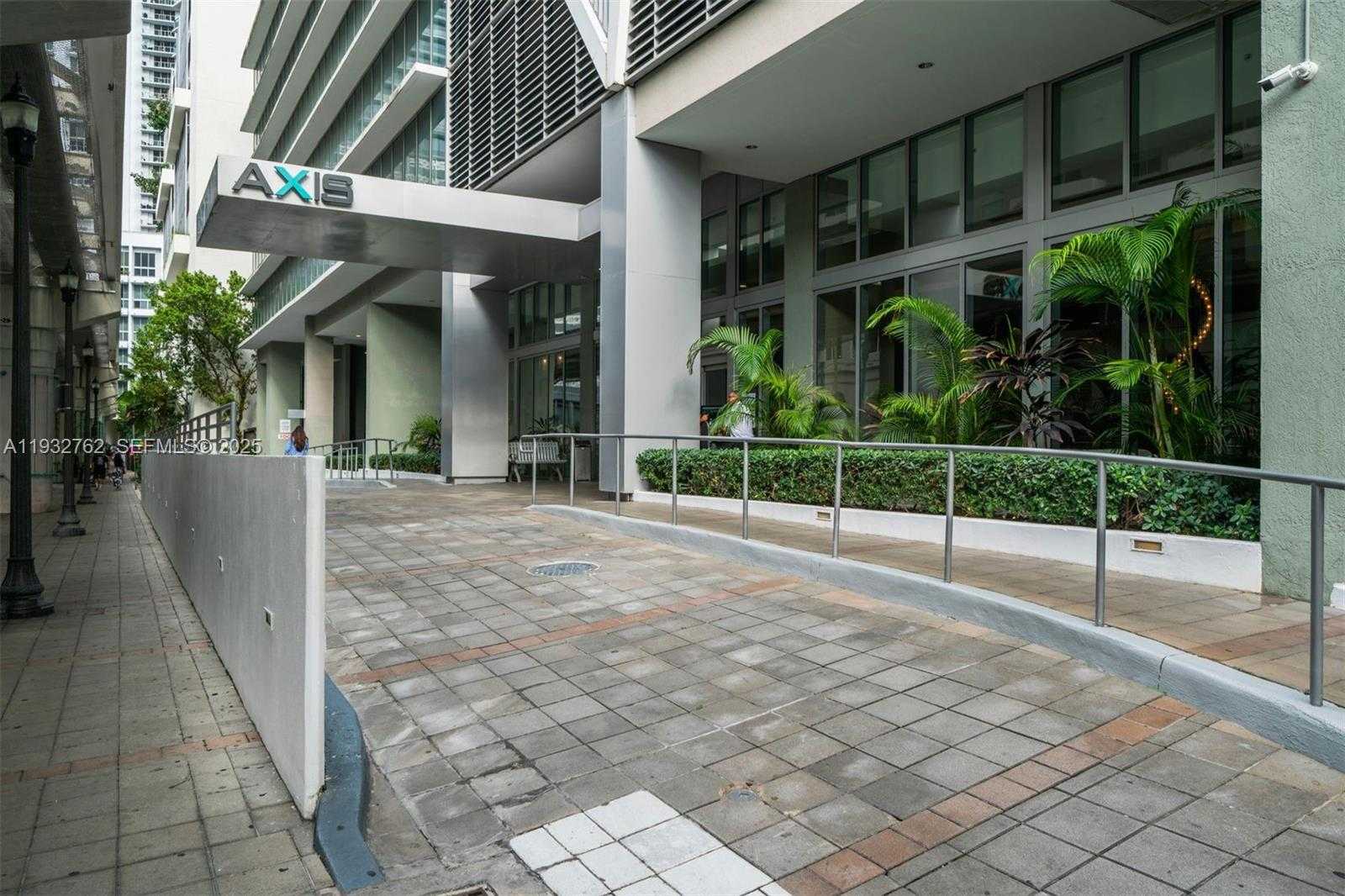 Small Image of 1111 SOUTH WEST 1ST AVE #721-N, Miami Number 28