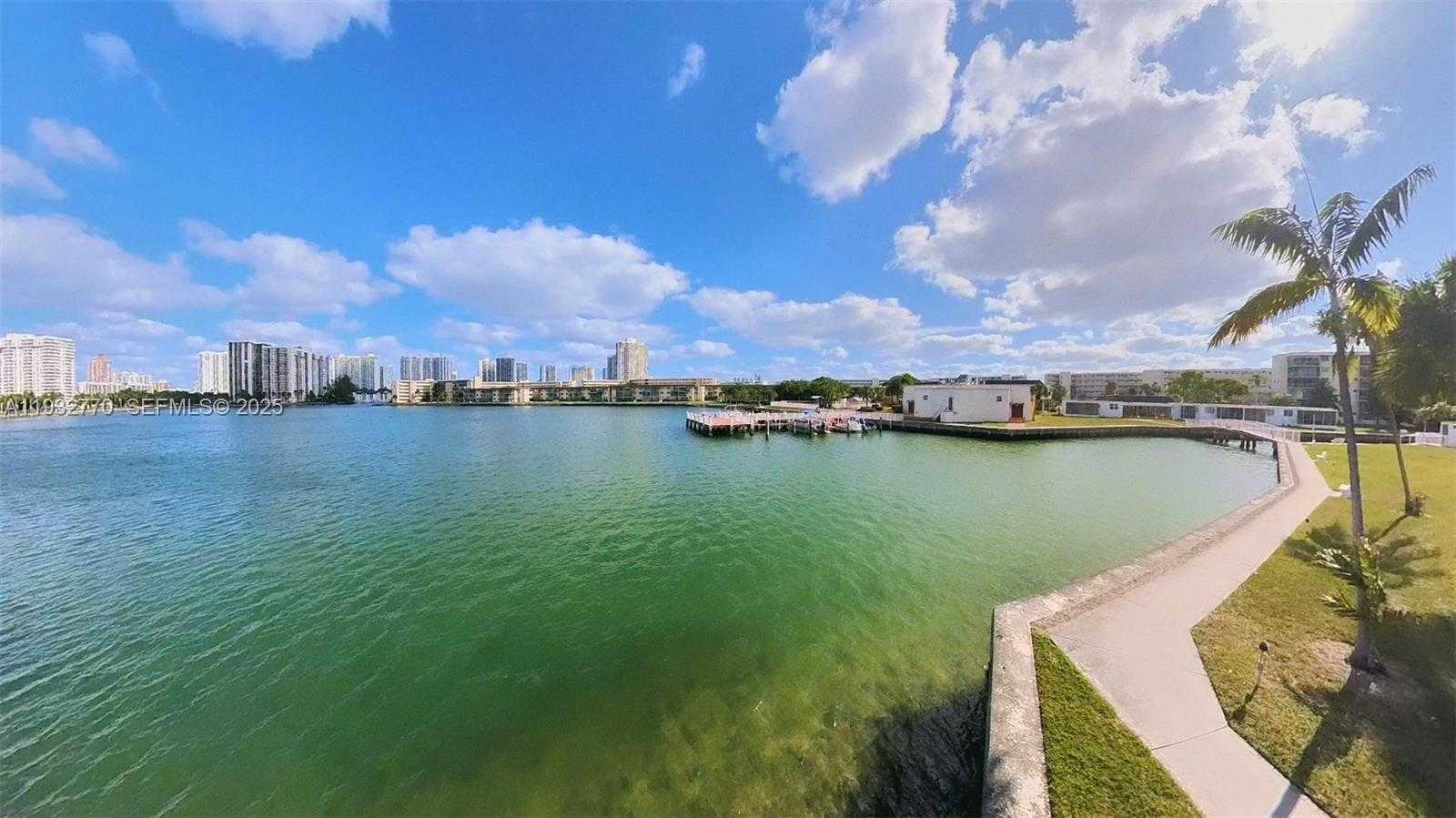 Small Image of 2861 LEONARD DR #F412, Aventura Number 41