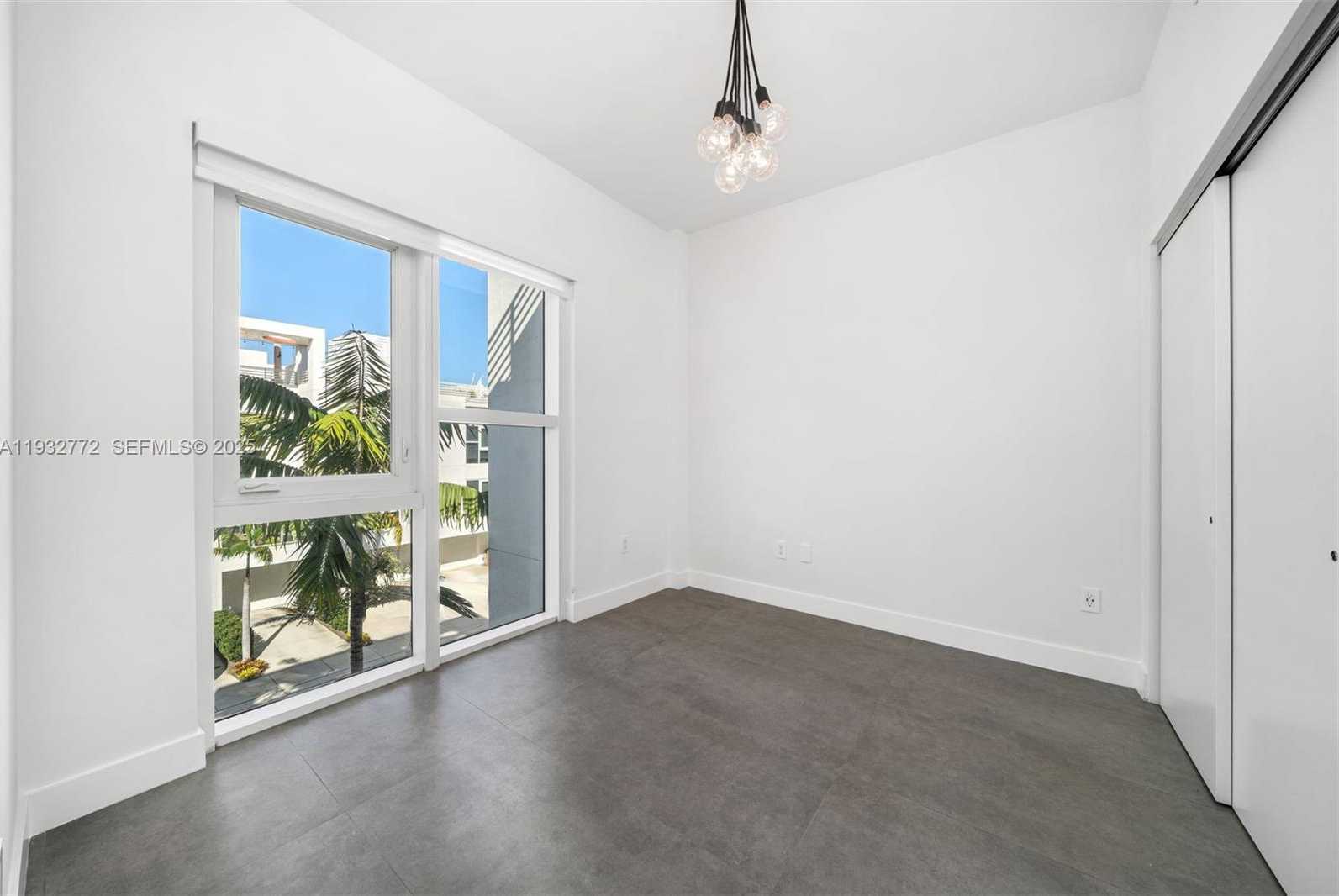 Small Image of 455 NORTH EAST 39TH ST #202, Miami Number 30