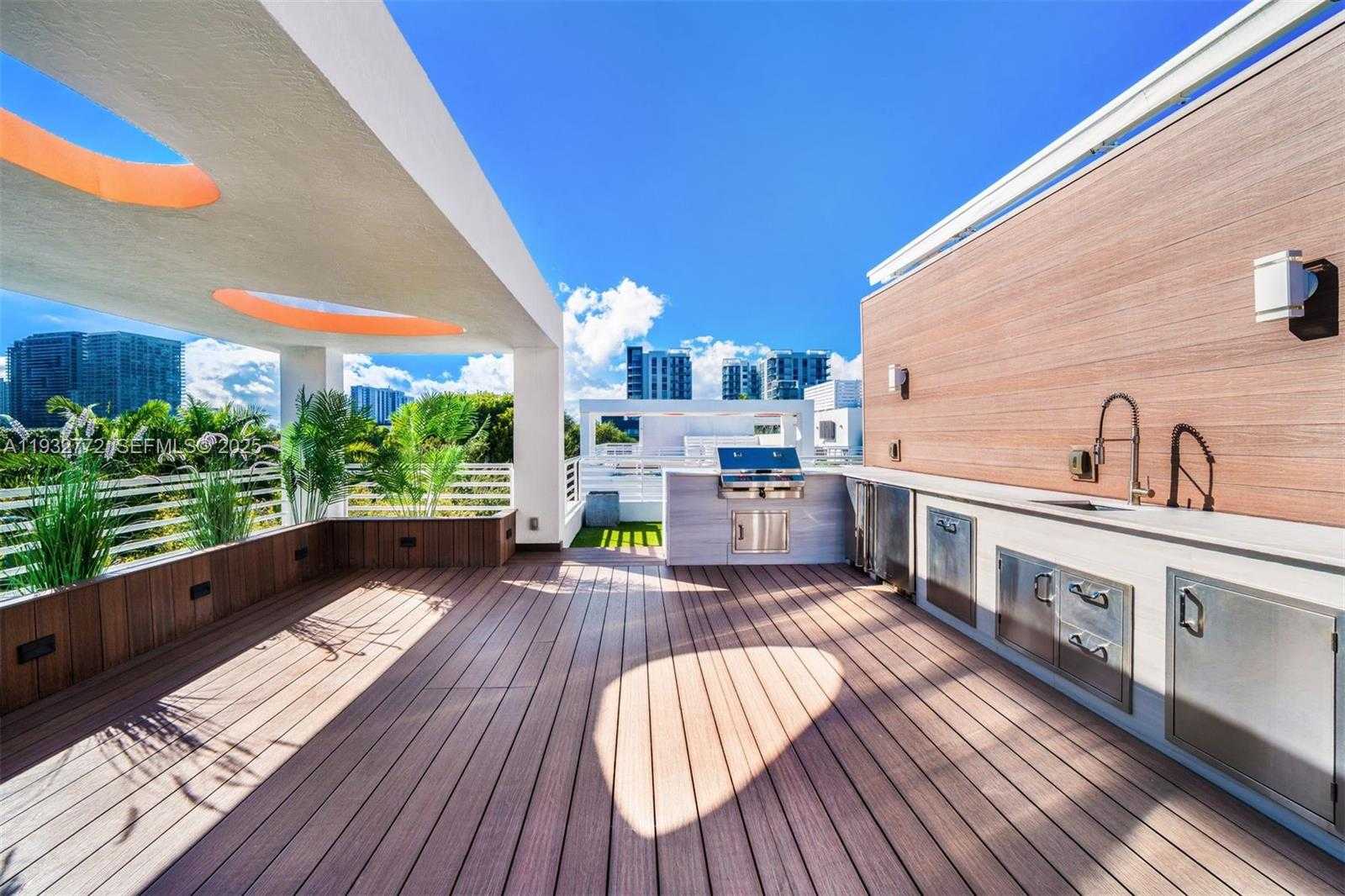 Small Image of 455 NORTH EAST 39TH ST #202, Miami Number 35