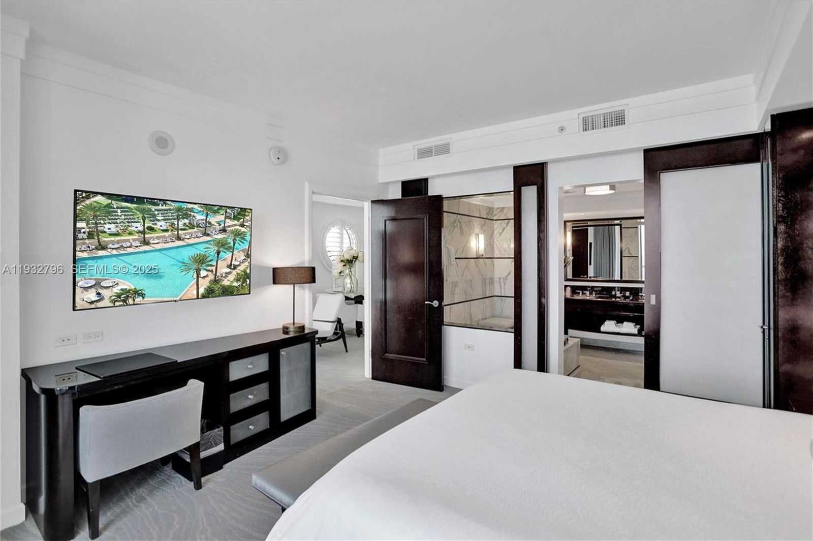 Small Image of 4391 COLLINS AVE #1514, Miami Beach Number 10