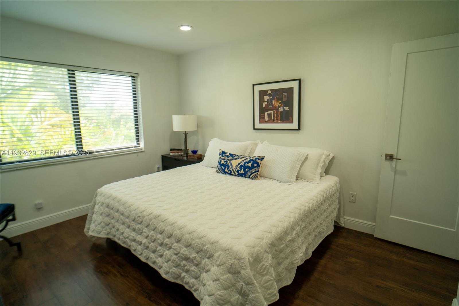 Small Image of 2524 SOUTH WEST 112TH AVE, Miami Number 11