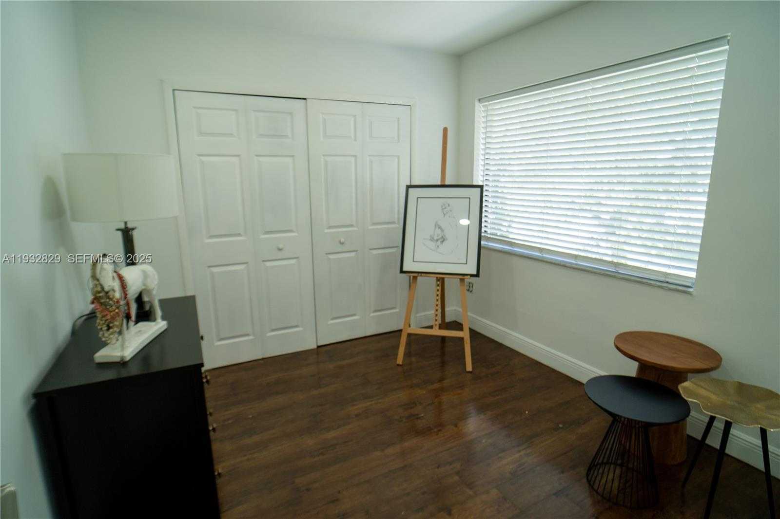 Small Image of 2524 SOUTH WEST 112TH AVE, Miami Number 9