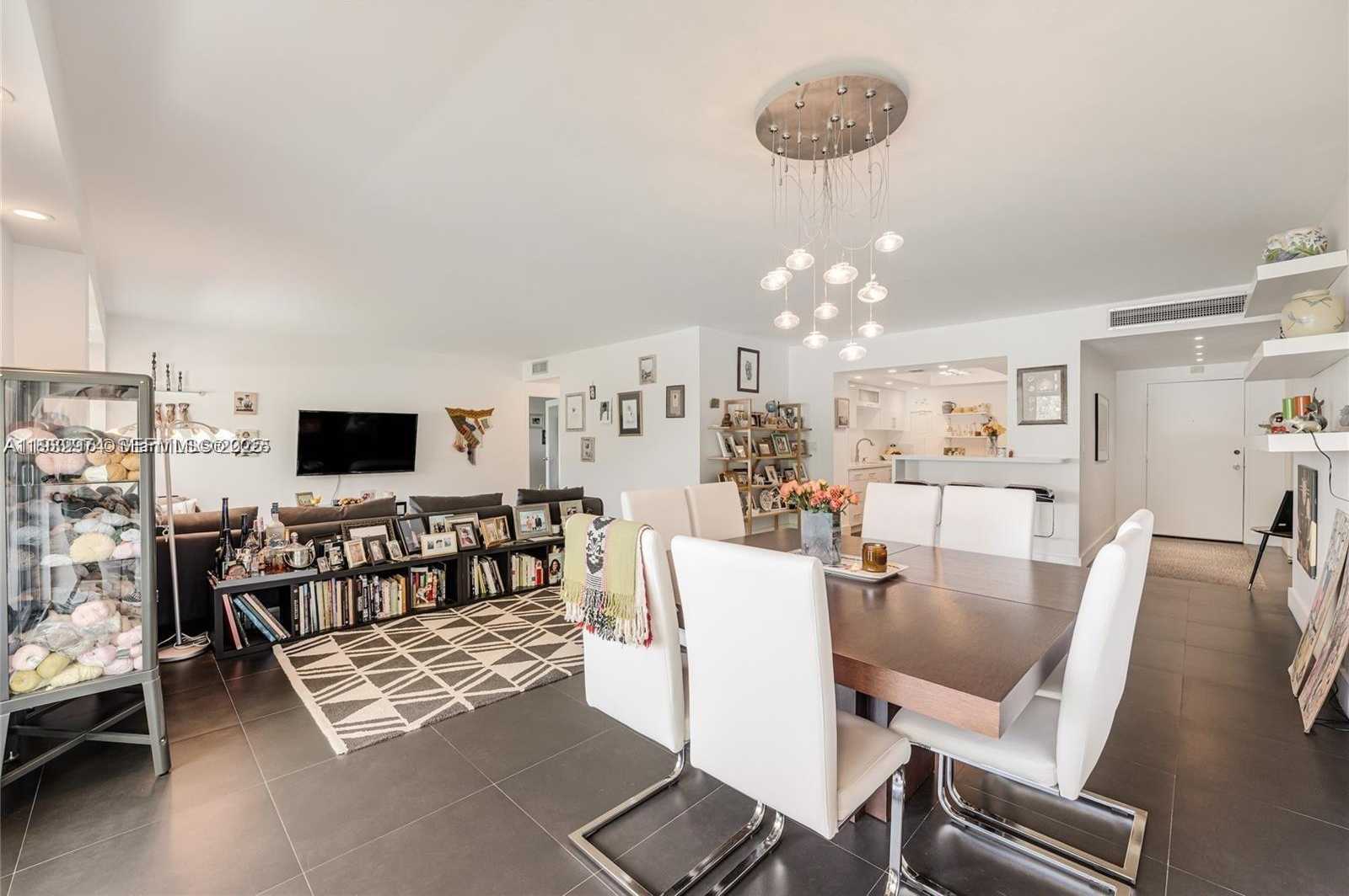 Small Image of 1700 NORTH EAST 105TH ST #108, Miami Shores Number 4