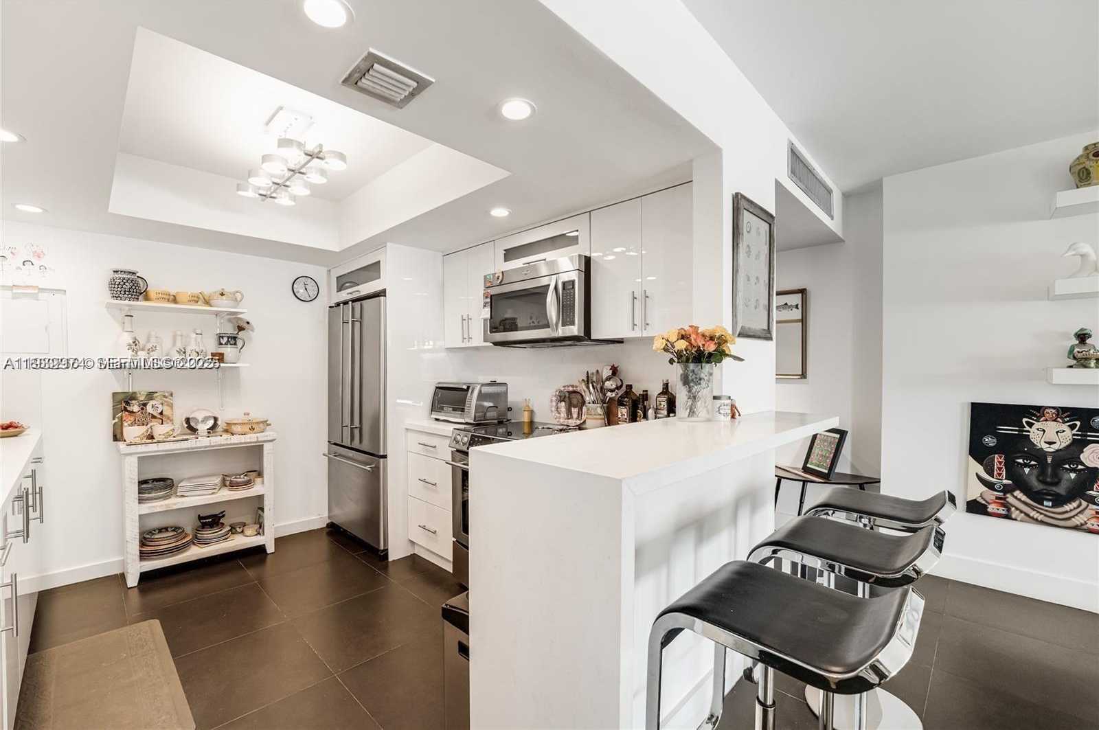 Small Image of 1700 NORTH EAST 105TH ST #108, Miami Shores Number 6