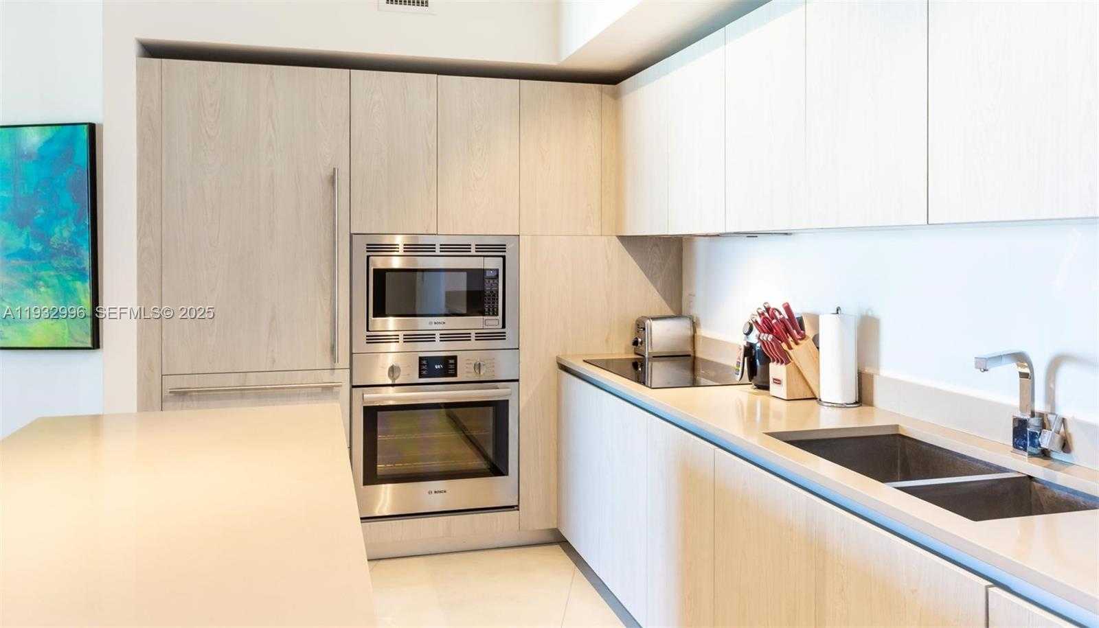 Small Image of 4111 SOUTH OCEAN DR #1910, Hollywood Number 4