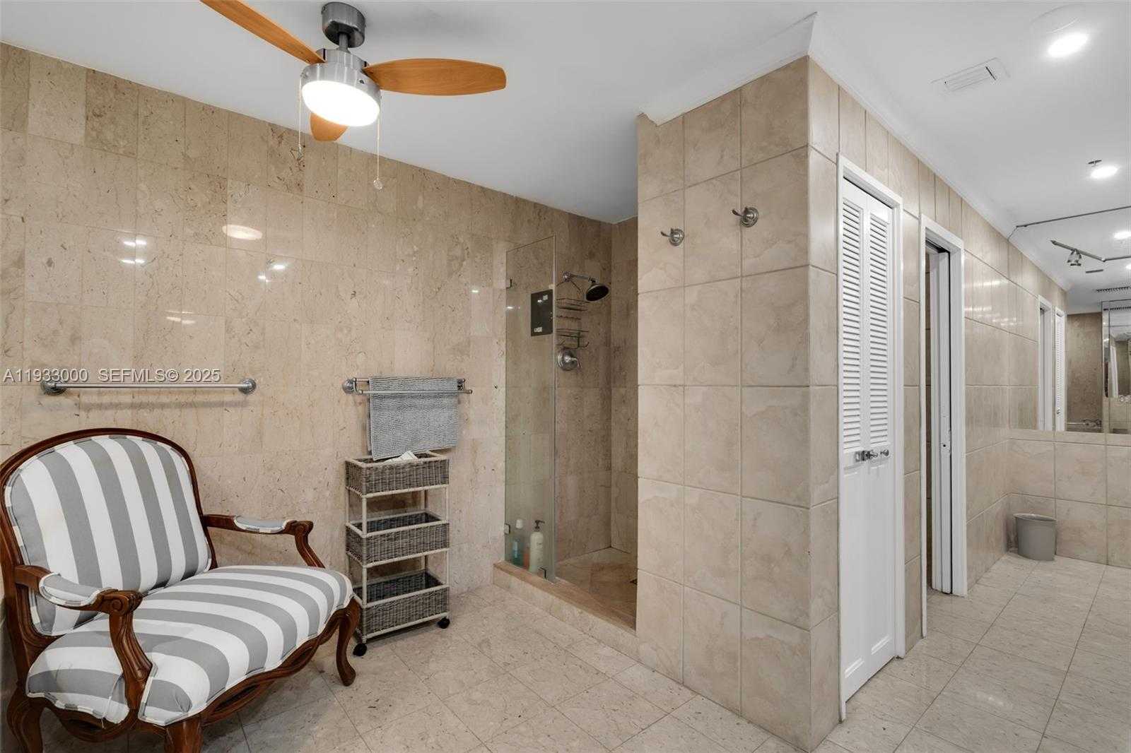 Small Image of 2124 FISHER ISLAND DR #2124, Miami Beach Number 22