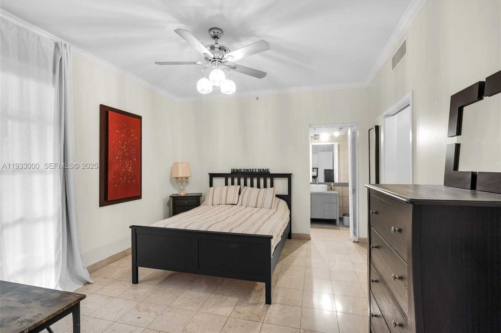 Small Image of 2124 FISHER ISLAND DR #2124, Miami Beach Number 24