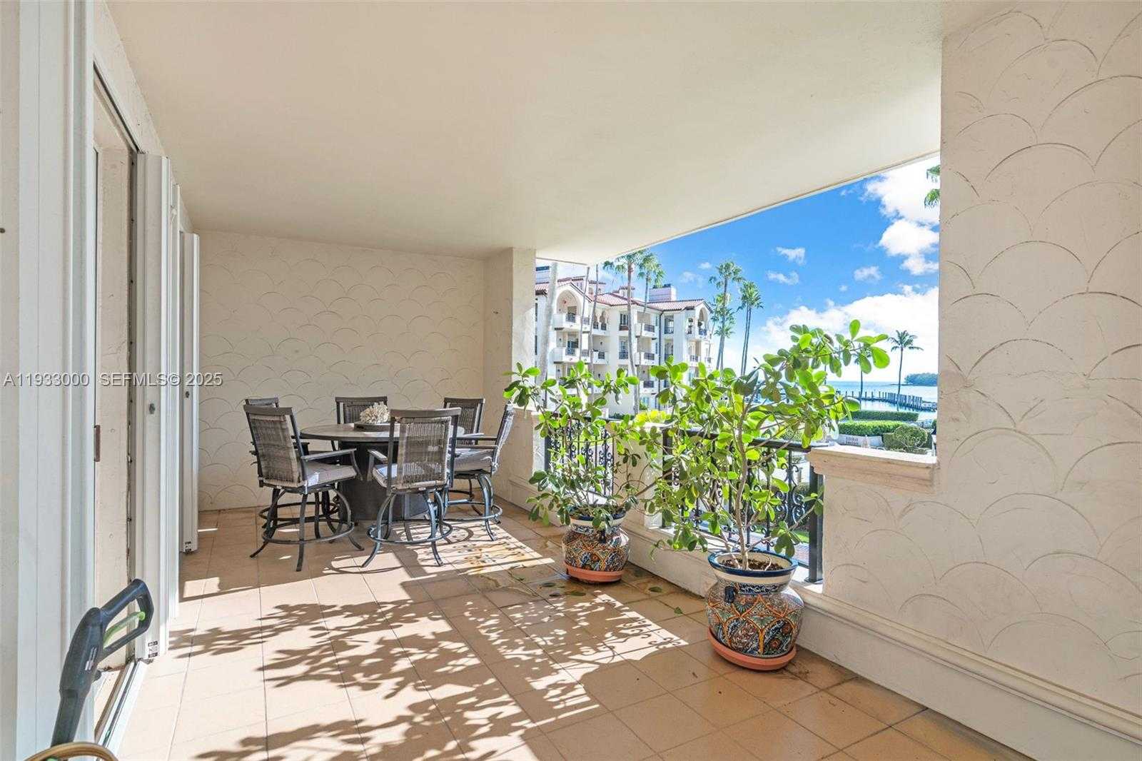 Small Image of 2124 FISHER ISLAND DR #2124, Miami Beach Number 35