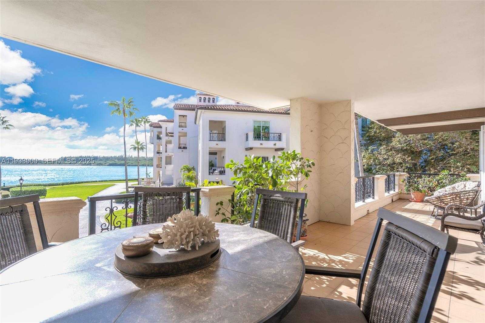 Small Image of 2124 FISHER ISLAND DR #2124, Miami Beach Number 36