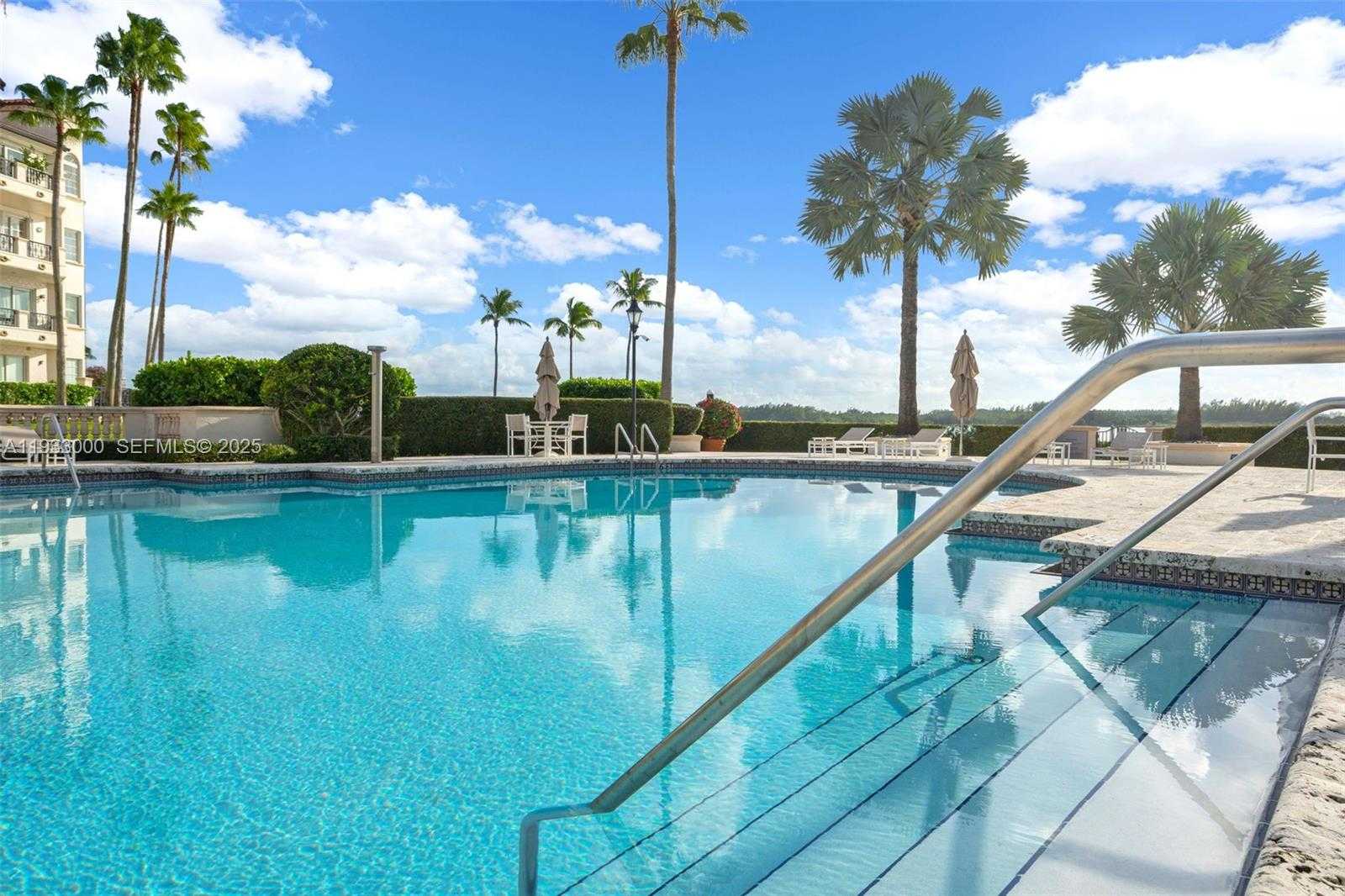 Small Image of 2124 FISHER ISLAND DR #2124, Miami Beach Number 42