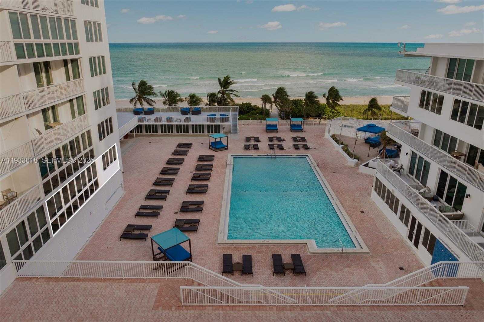 Small Image of 5401 COLLINS AVE #102, Miami Beach Number 28