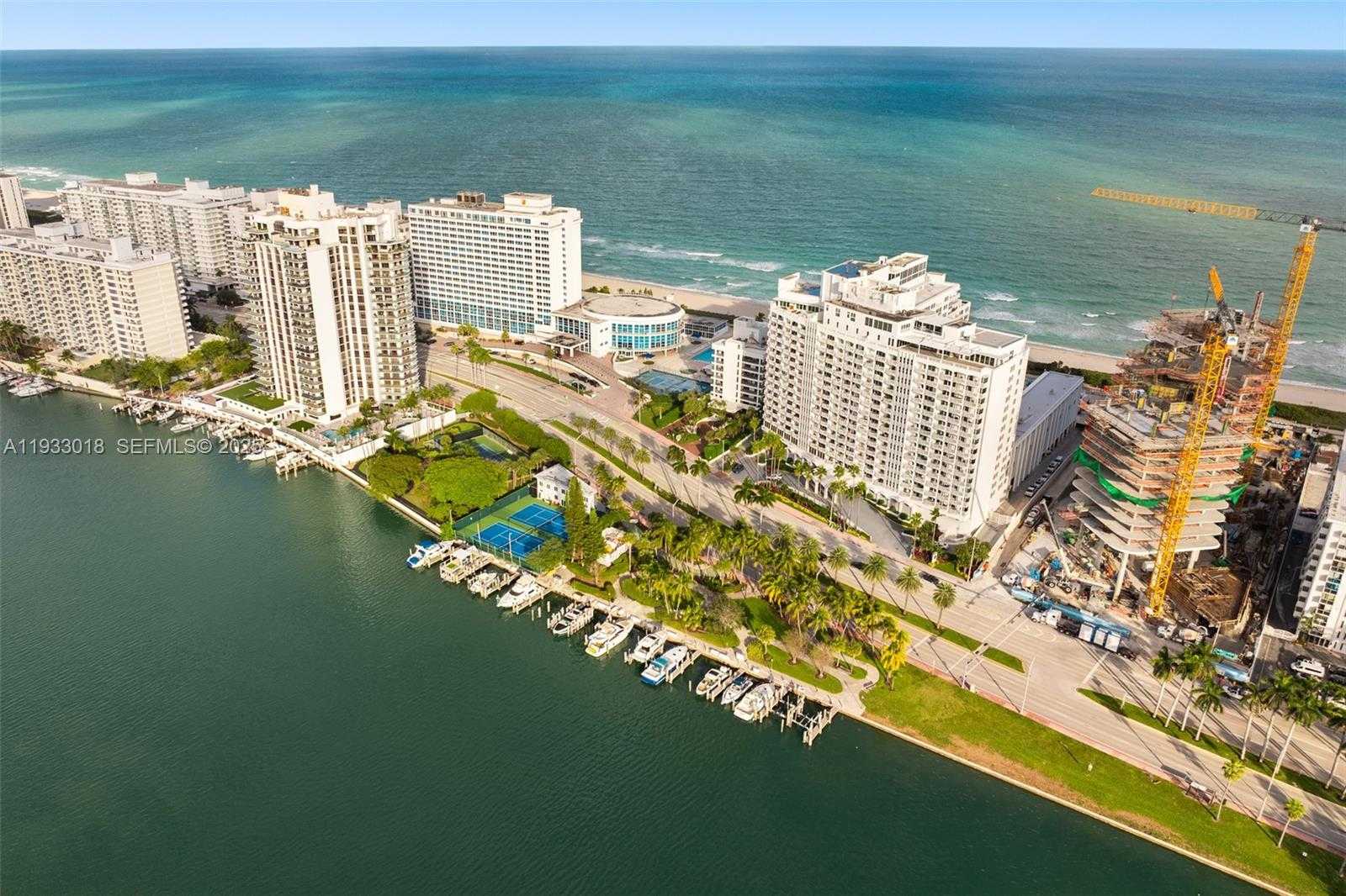 Small Image of 5401 COLLINS AVE #102, Miami Beach Number 32