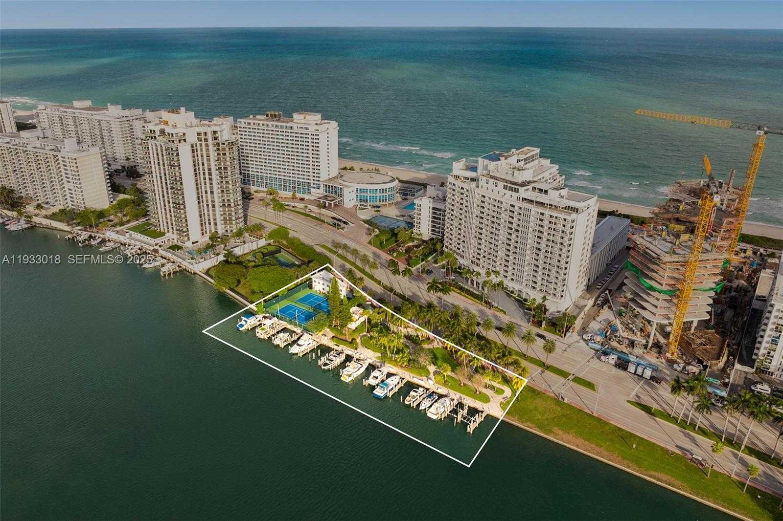 Small Image of 5401 COLLINS AVE #102, Miami Beach Number 33