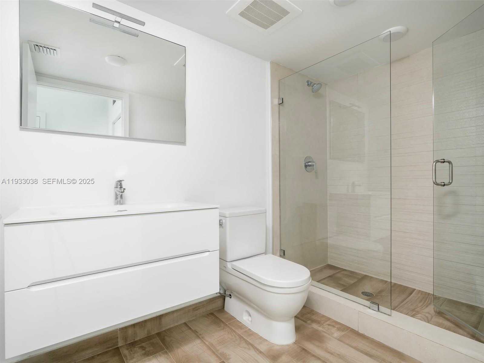 Small Image of 9261 EAST BAY HARBOR DR #305, Bay Harbor Islands Number 11