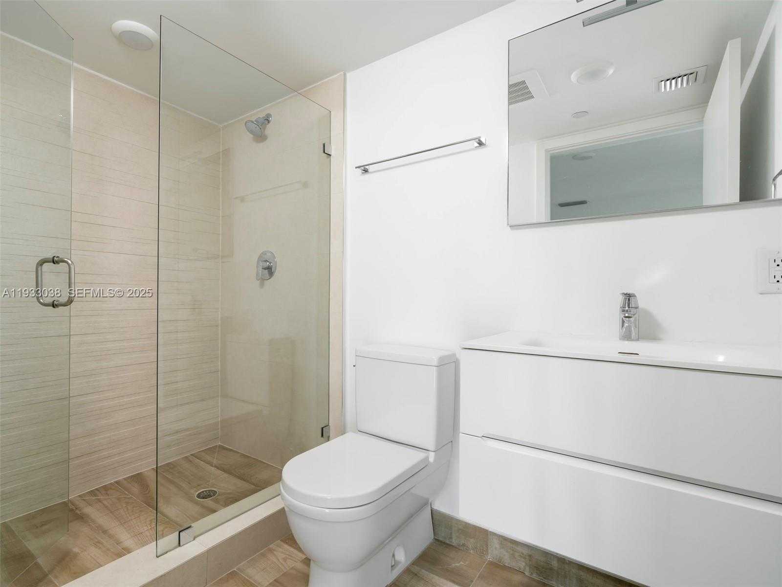 Small Image of 9261 EAST BAY HARBOR DR #305, Bay Harbor Islands Number 6