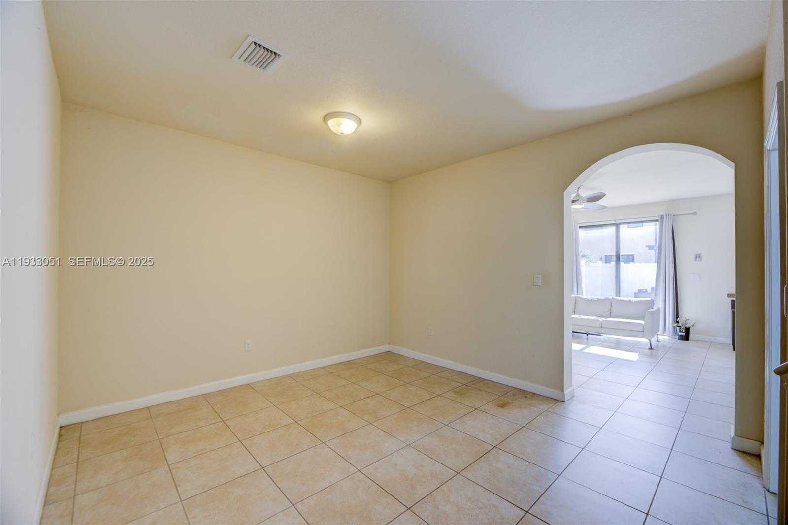 Small Image of 3316 WEST 91ST TER, Hialeah Number 11
