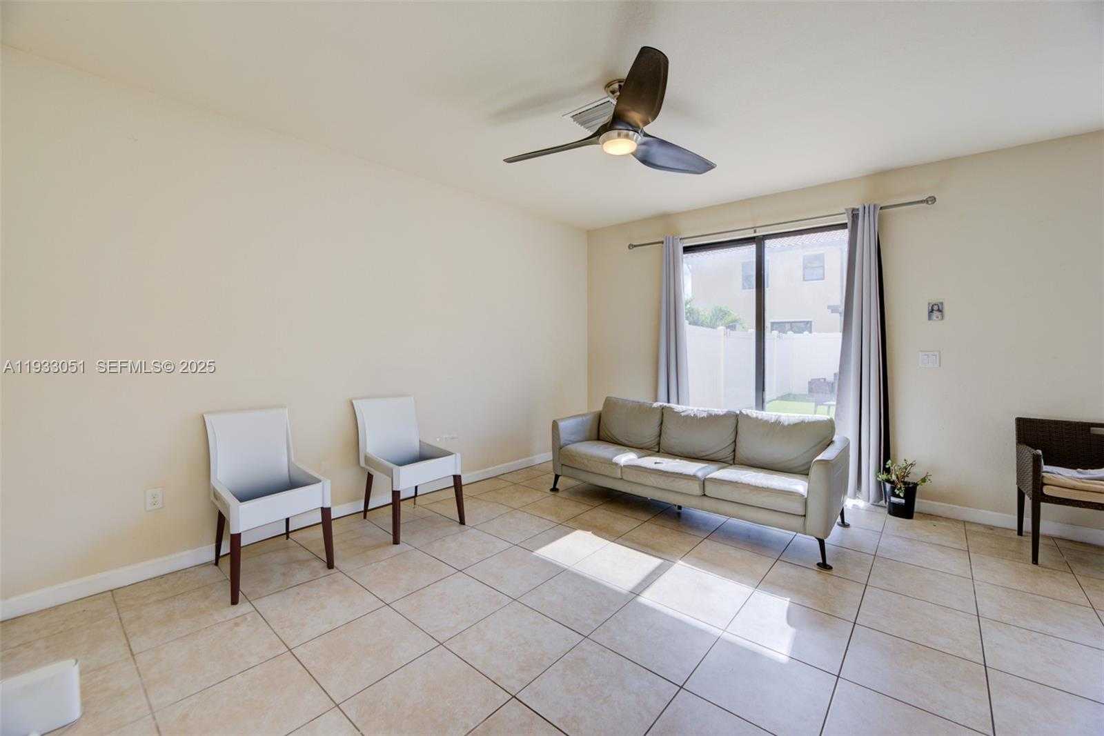 Small Image of 3316 WEST 91ST TER, Hialeah Number 14