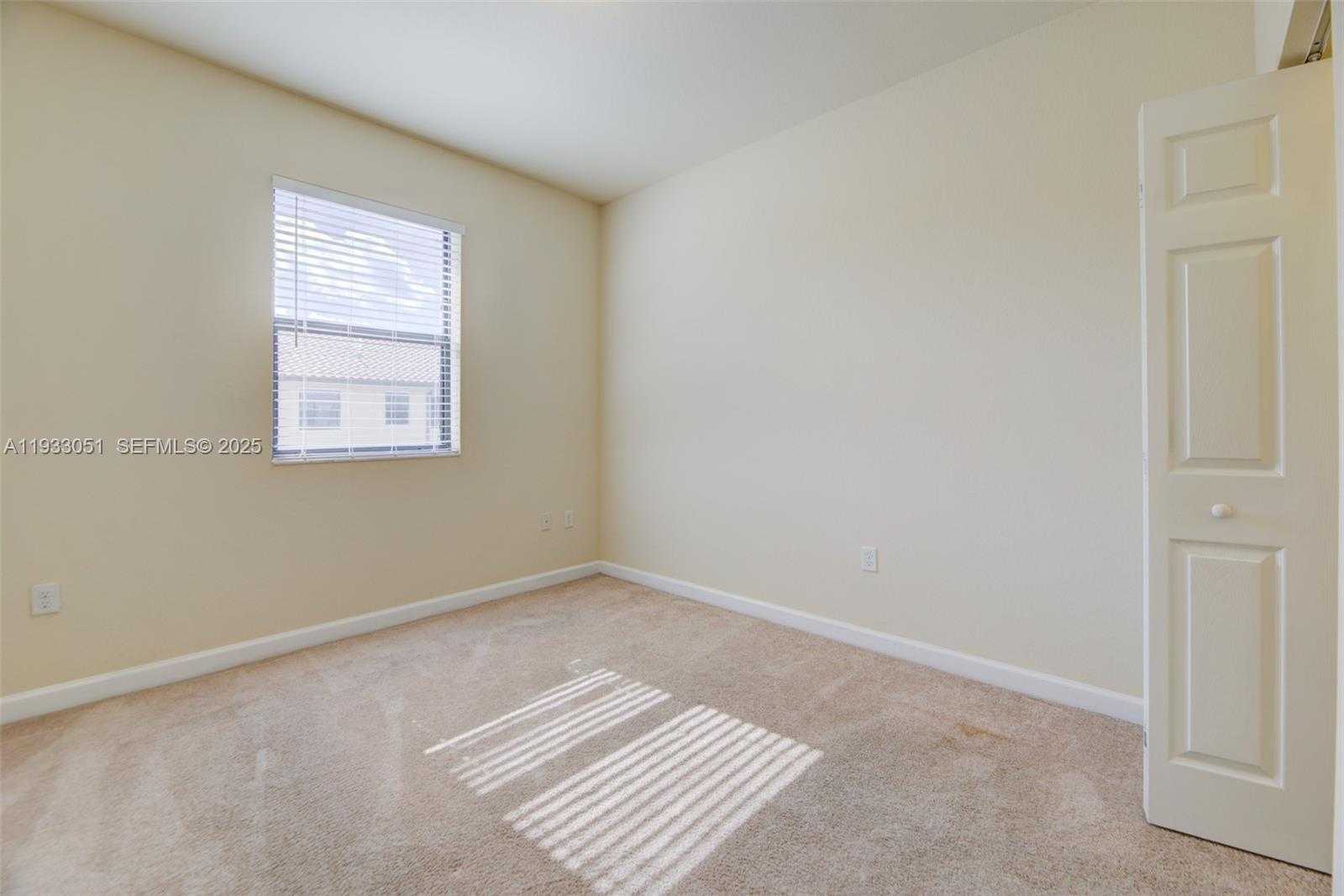 Small Image of 3316 WEST 91ST TER, Hialeah Number 23