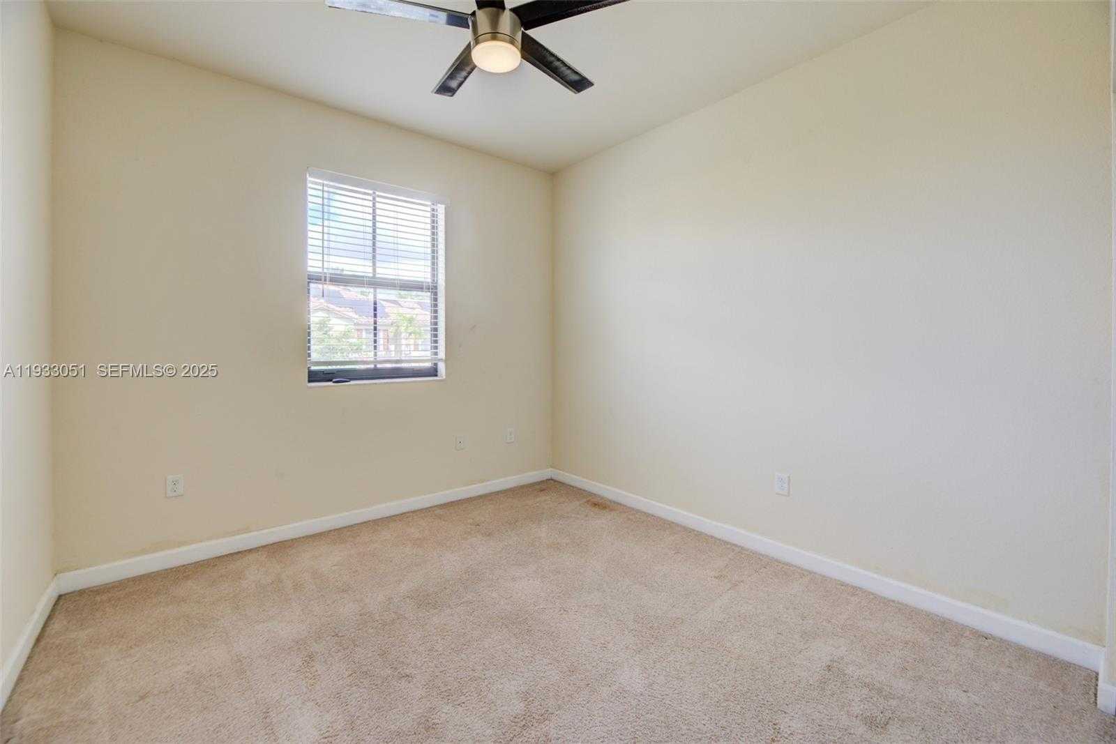 Small Image of 3316 WEST 91ST TER, Hialeah Number 26