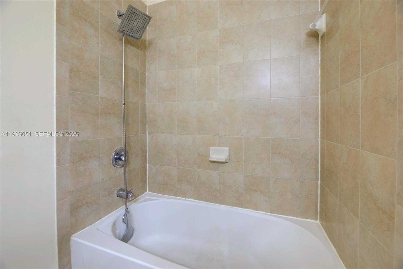 Small Image of 3316 WEST 91ST TER, Hialeah Number 30