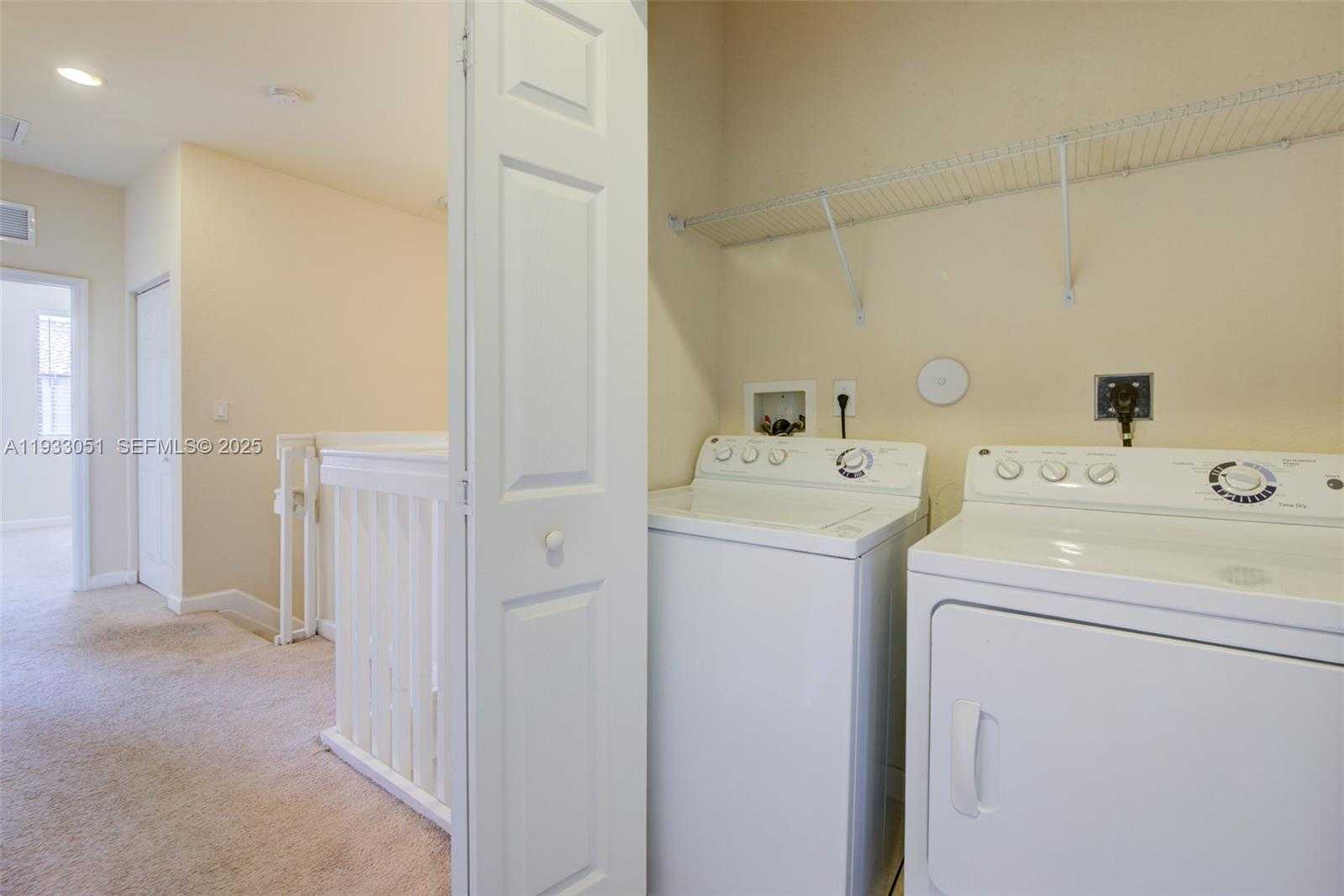 Small Image of 3316 WEST 91ST TER, Hialeah Number 34