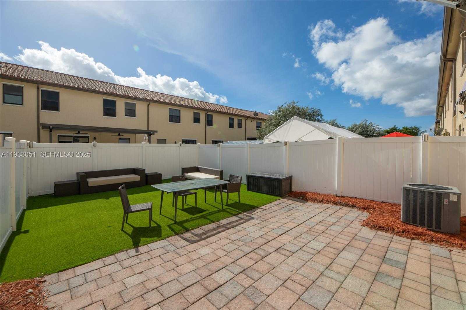 Small Image of 3316 WEST 91ST TER, Hialeah Number 38