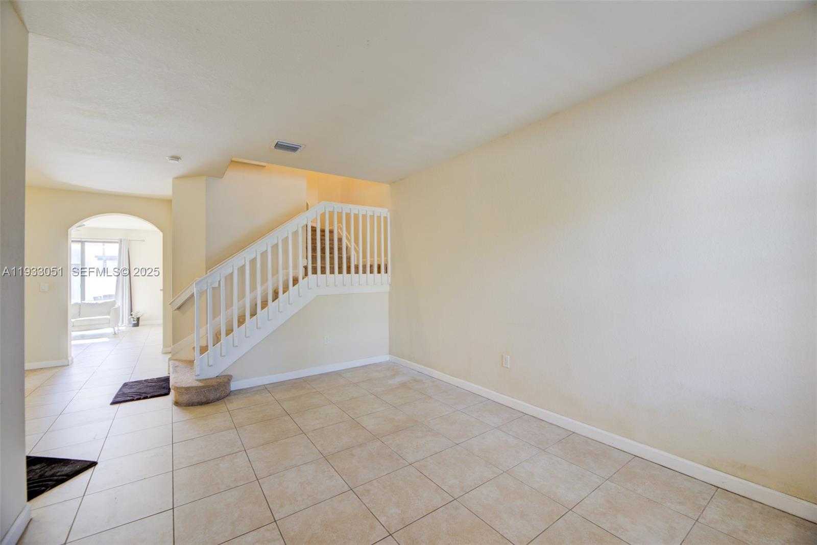 Small Image of 3316 WEST 91ST TER, Hialeah Number 8