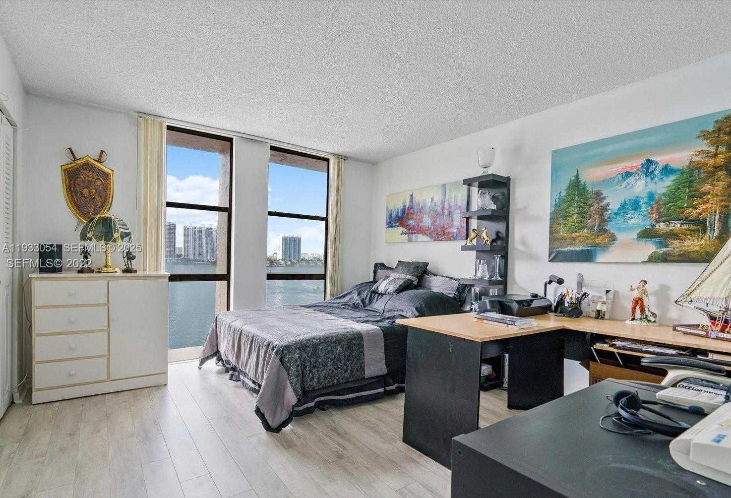 Small Image of 17500 NORTH BAY RD #S707, Sunny Isles Beach Number 10