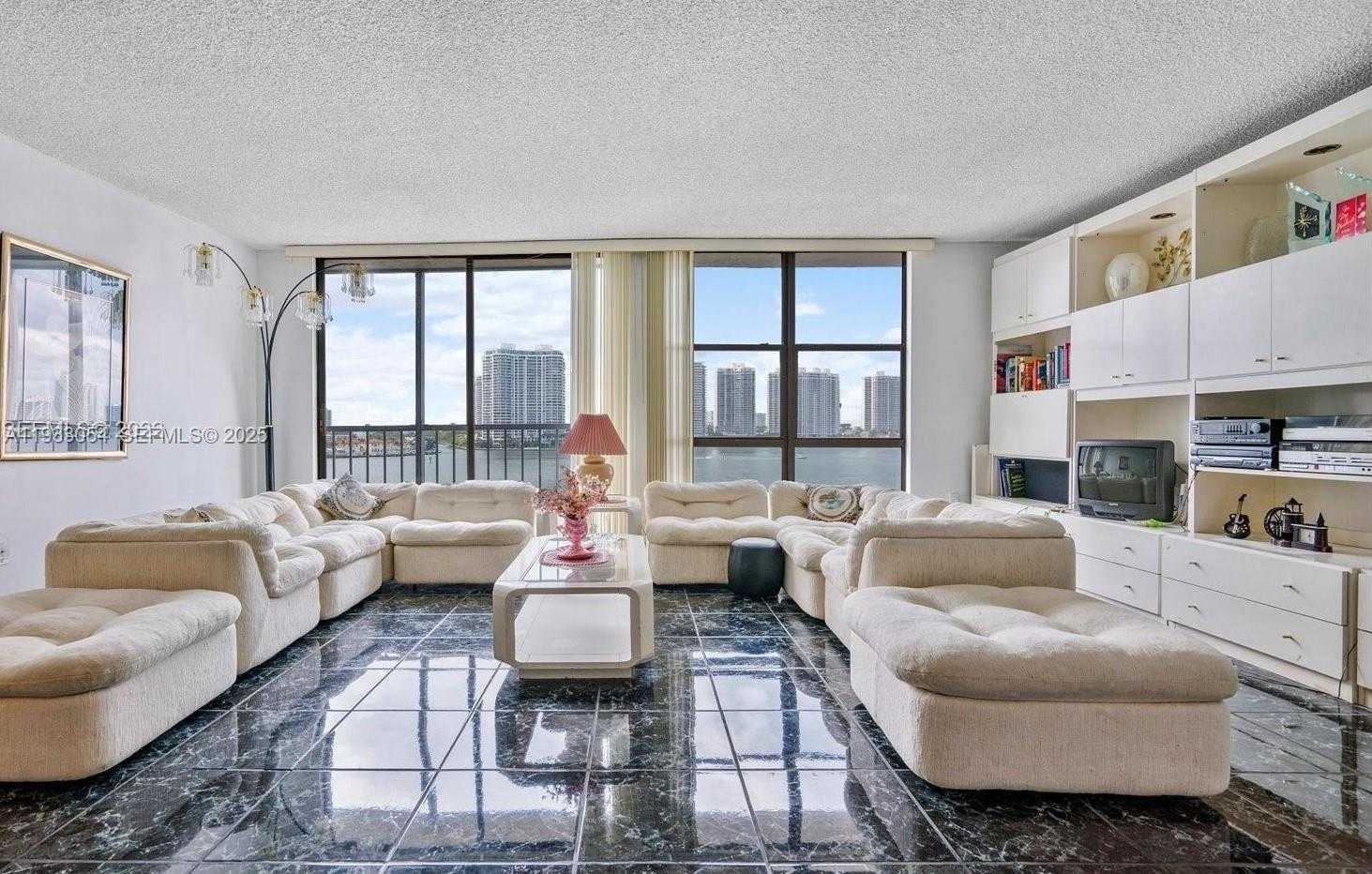 Small Image of 17500 NORTH BAY RD #S707, Sunny Isles Beach Number 5