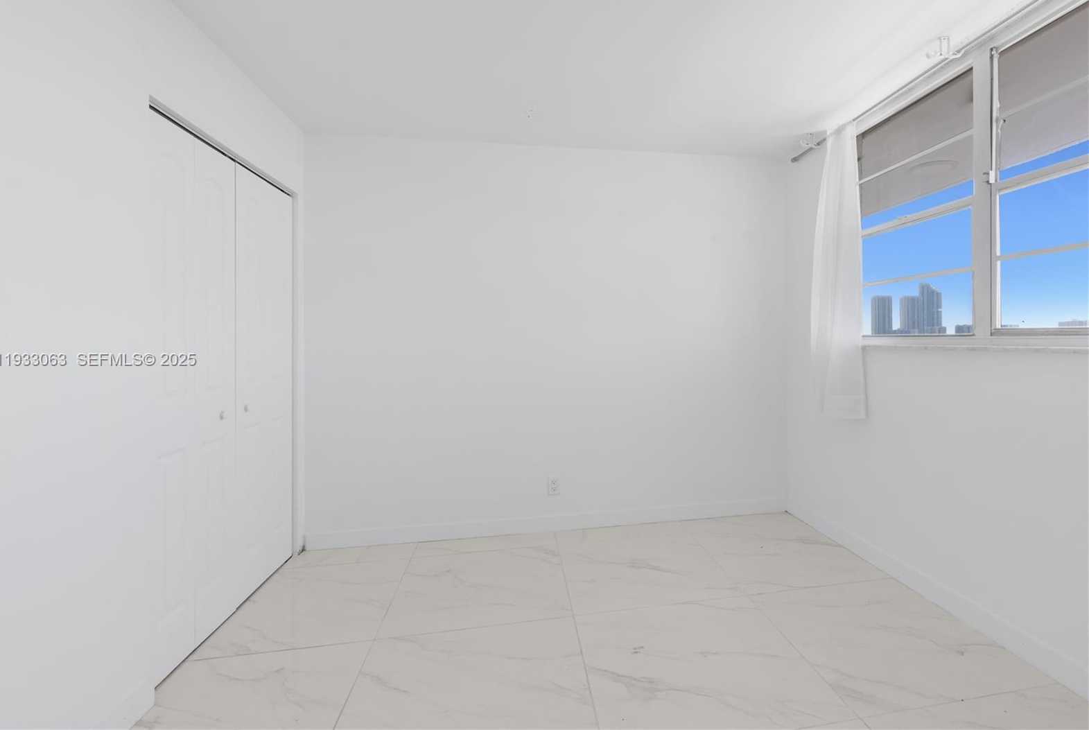 Small Image of 3545 NORTH EAST 166TH ST #1004, North Miami Beach Number 4