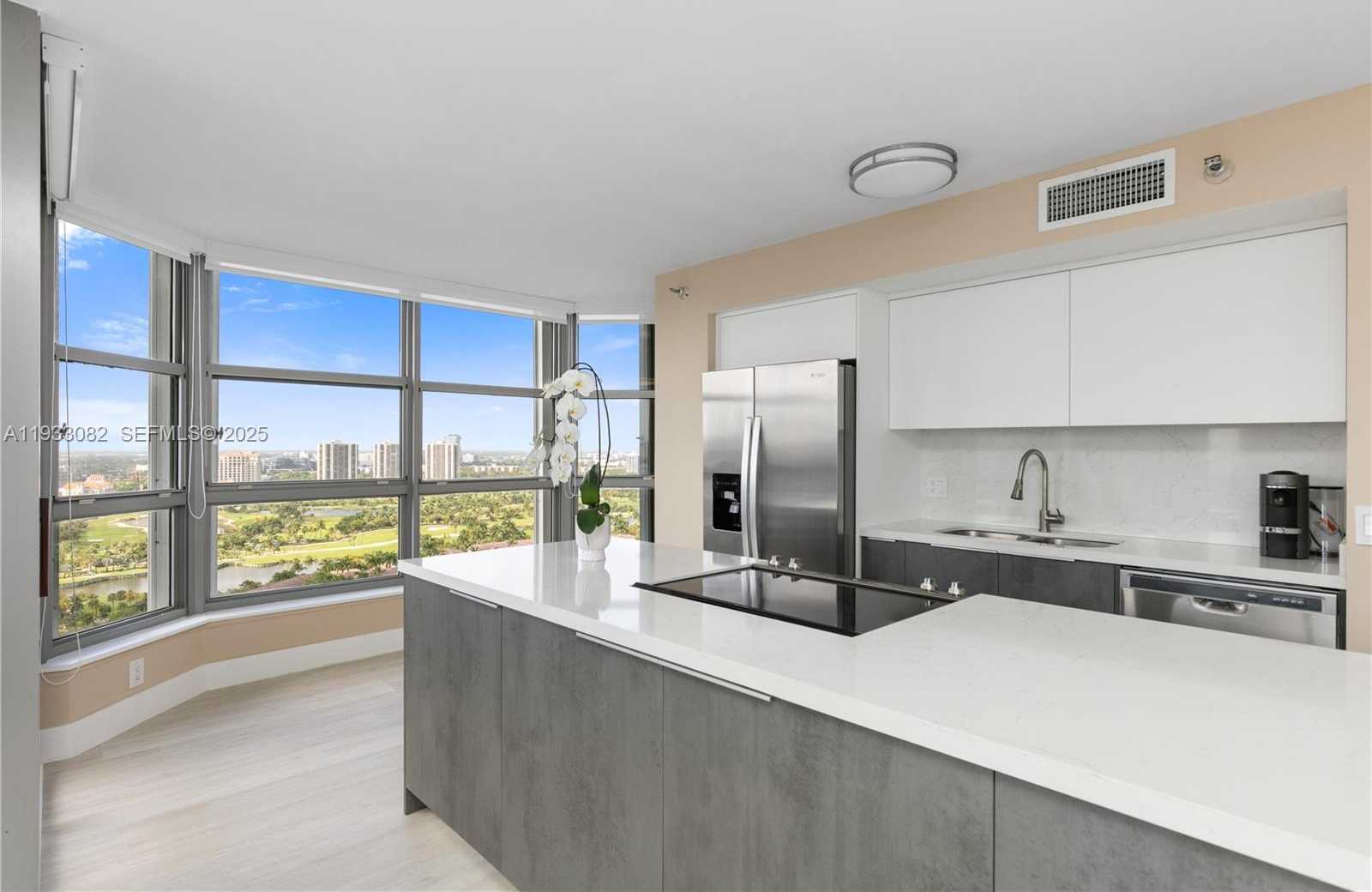 Small Image of 3500 MYSTIC POINTE DR #2603, Aventura Number 10