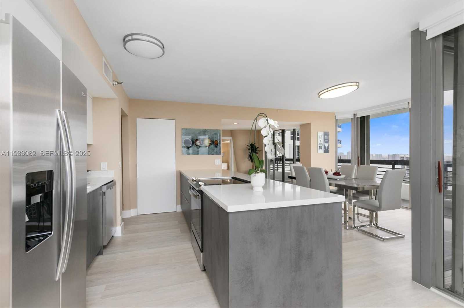 Small Image of 3500 MYSTIC POINTE DR #2603, Aventura Number 15