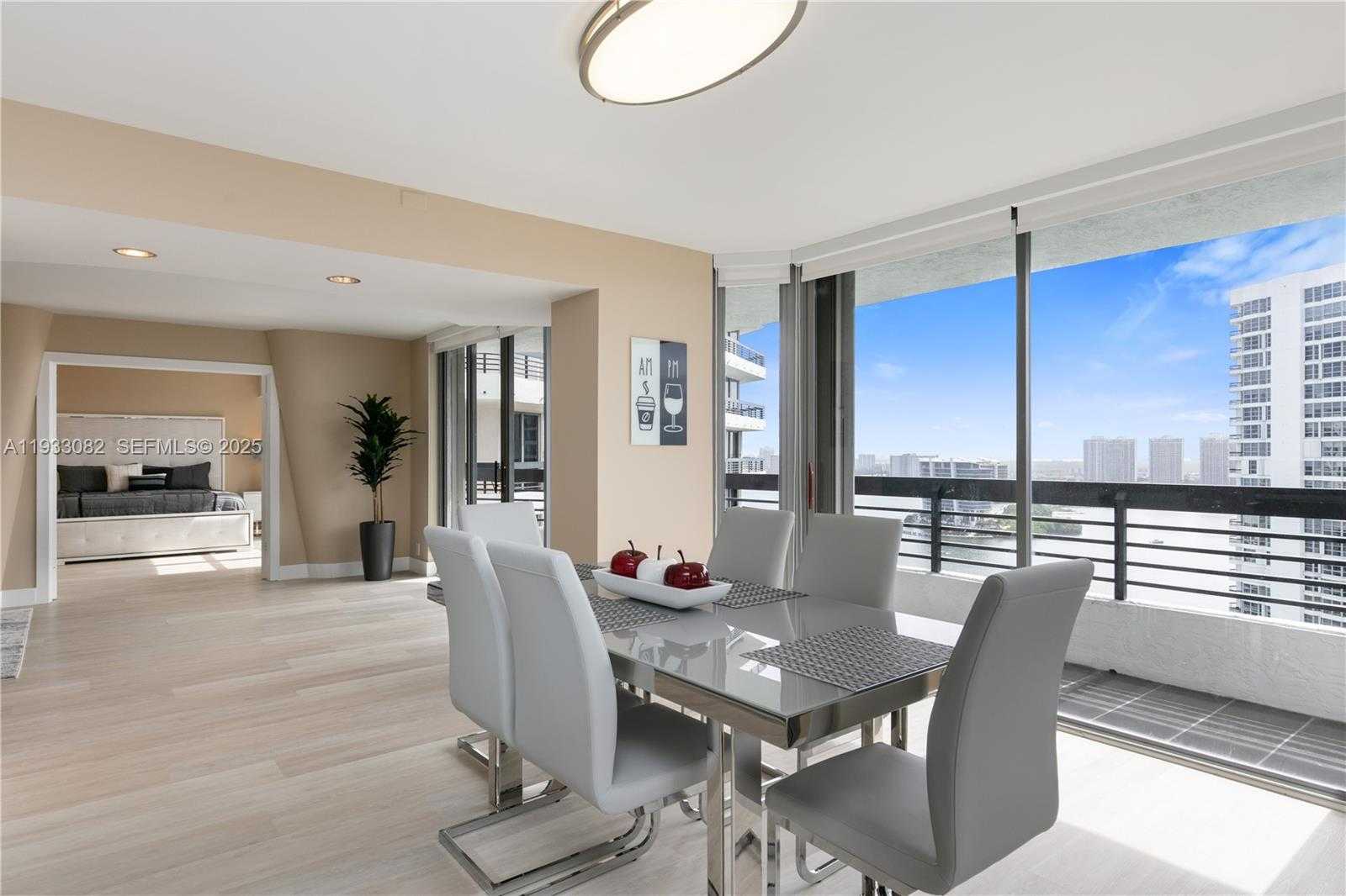 Small Image of 3500 MYSTIC POINTE DR #2603, Aventura Number 16