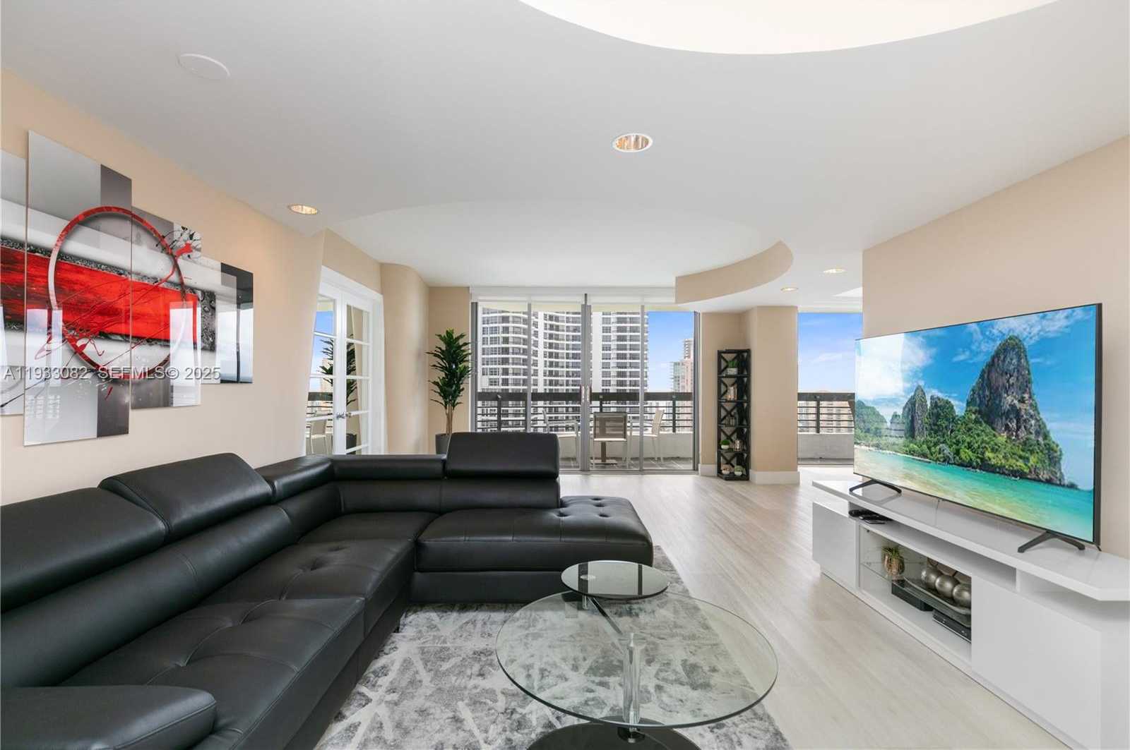 Small Image of 3500 MYSTIC POINTE DR #2603, Aventura Number 2