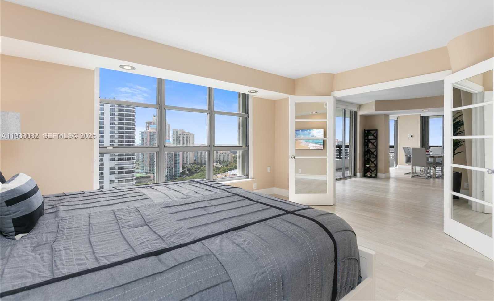 Small Image of 3500 MYSTIC POINTE DR #2603, Aventura Number 21