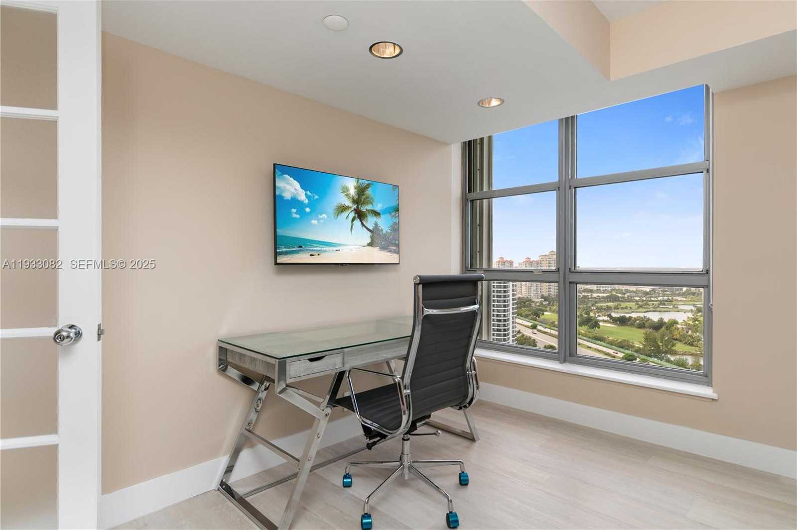 Small Image of 3500 MYSTIC POINTE DR #2603, Aventura Number 27
