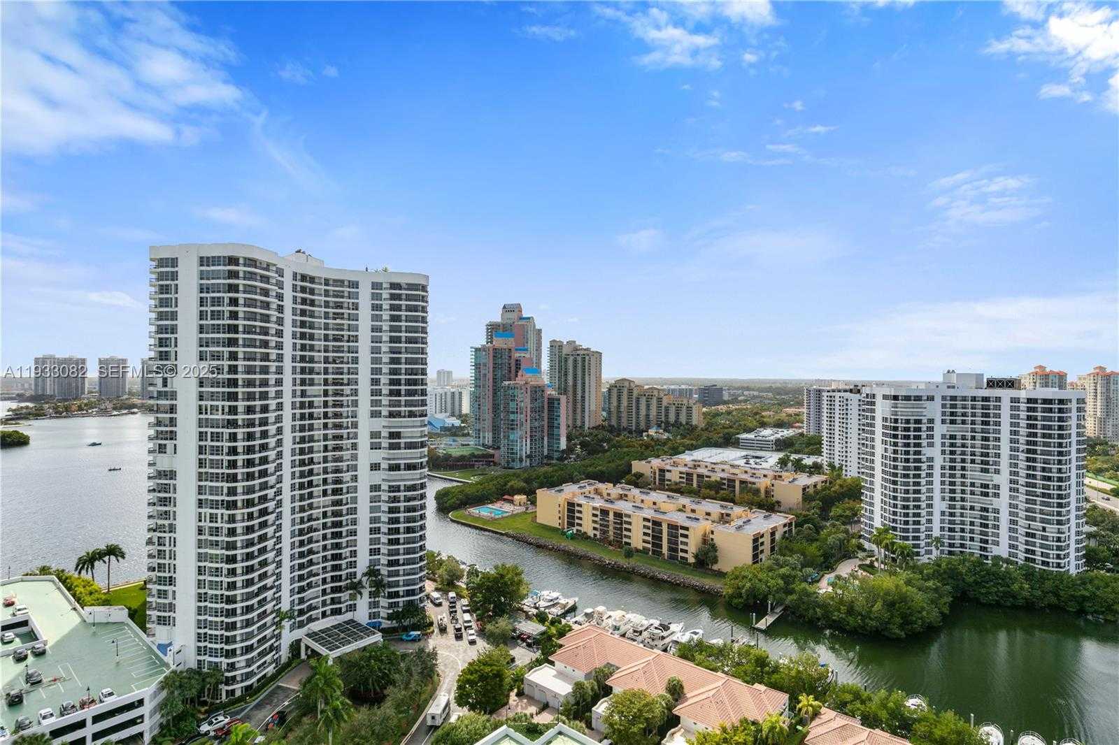 Small Image of 3500 MYSTIC POINTE DR #2603, Aventura Number 40