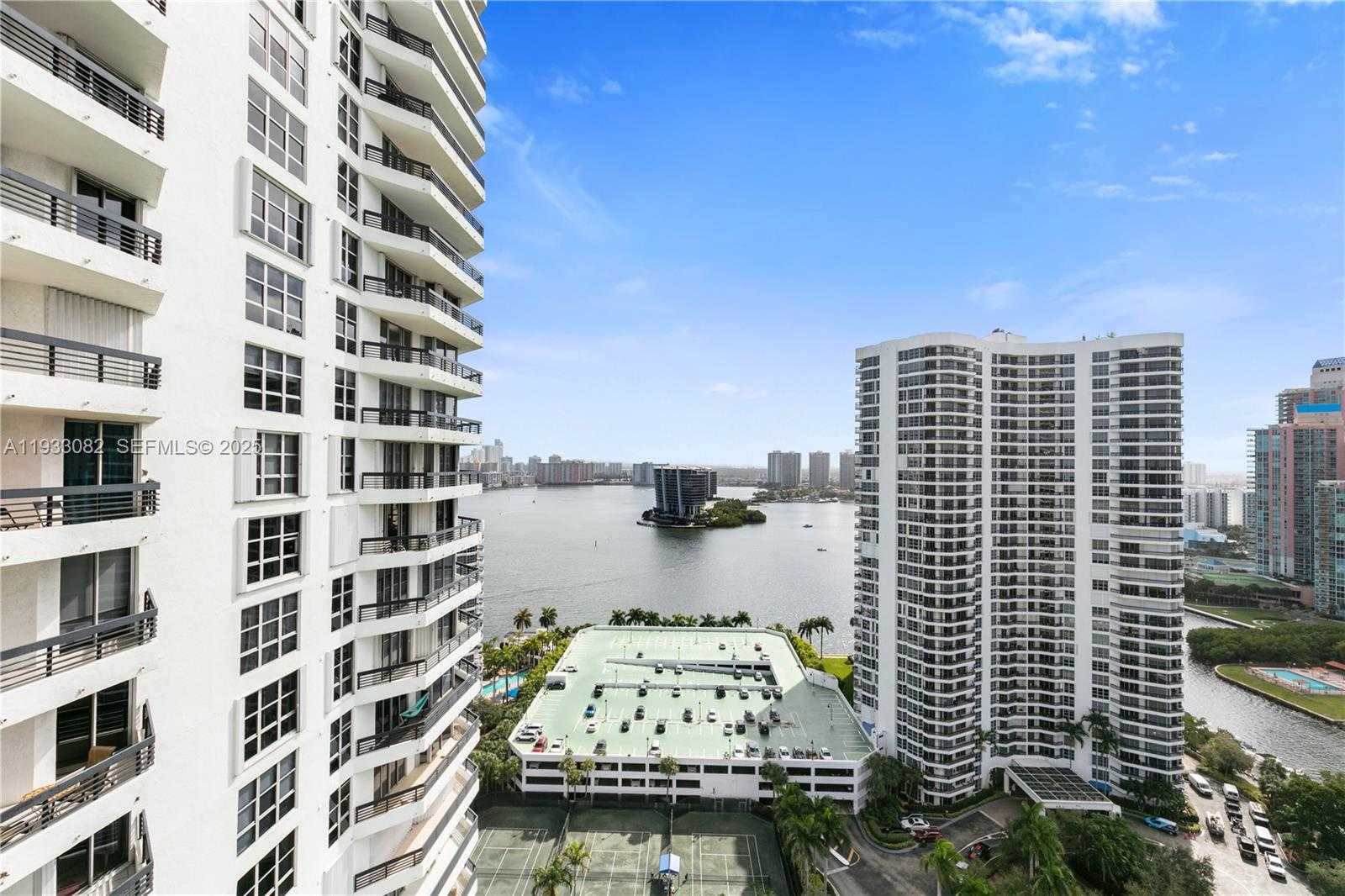 Small Image of 3500 MYSTIC POINTE DR #2603, Aventura Number 41