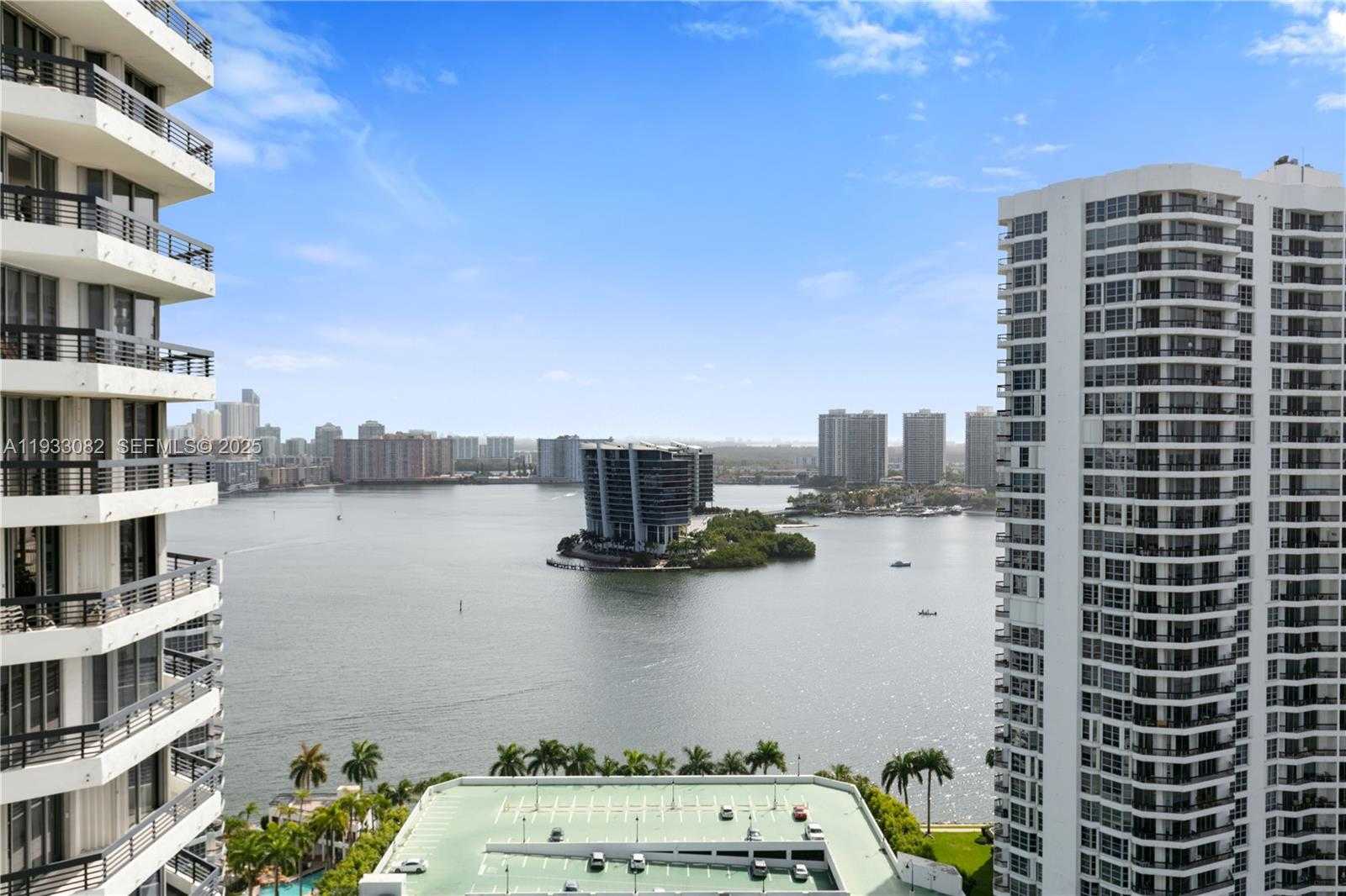 Small Image of 3500 MYSTIC POINTE DR #2603, Aventura Number 43