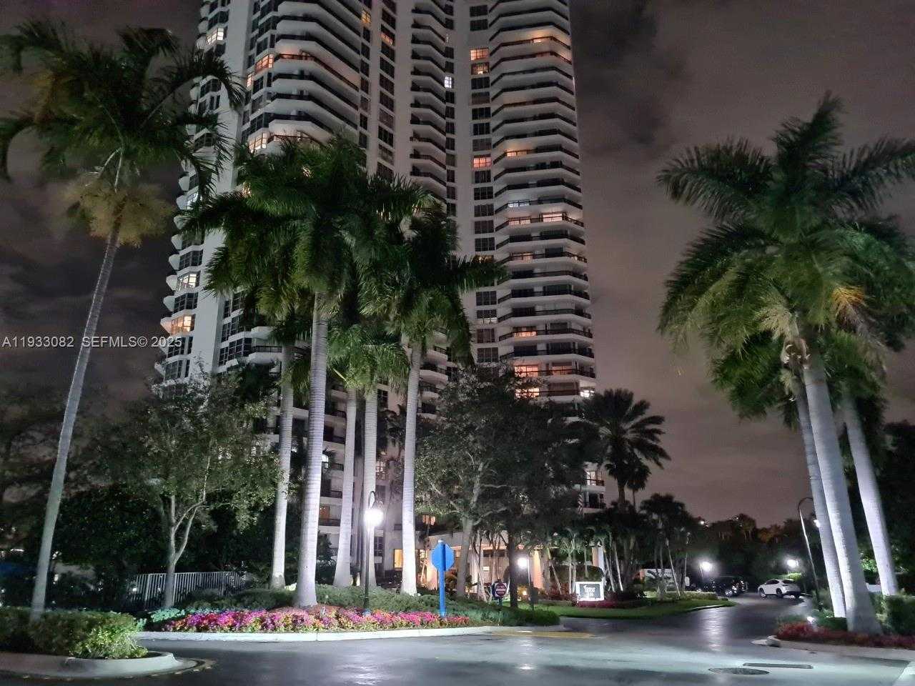 Small Image of 3500 MYSTIC POINTE DR #2603, Aventura Number 51