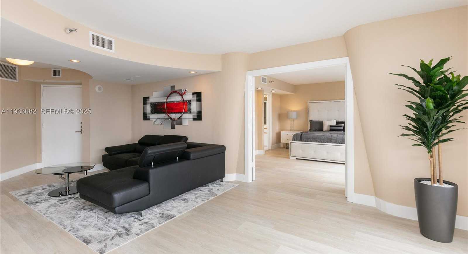 Small Image of 3500 MYSTIC POINTE DR #2603, Aventura Number 6