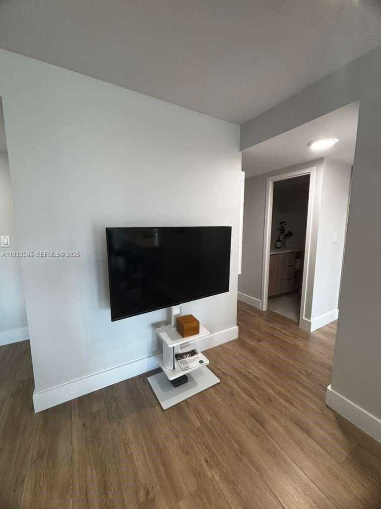 Small Image of 251 174TH ST #1215, Sunny Isles Beach Number 10